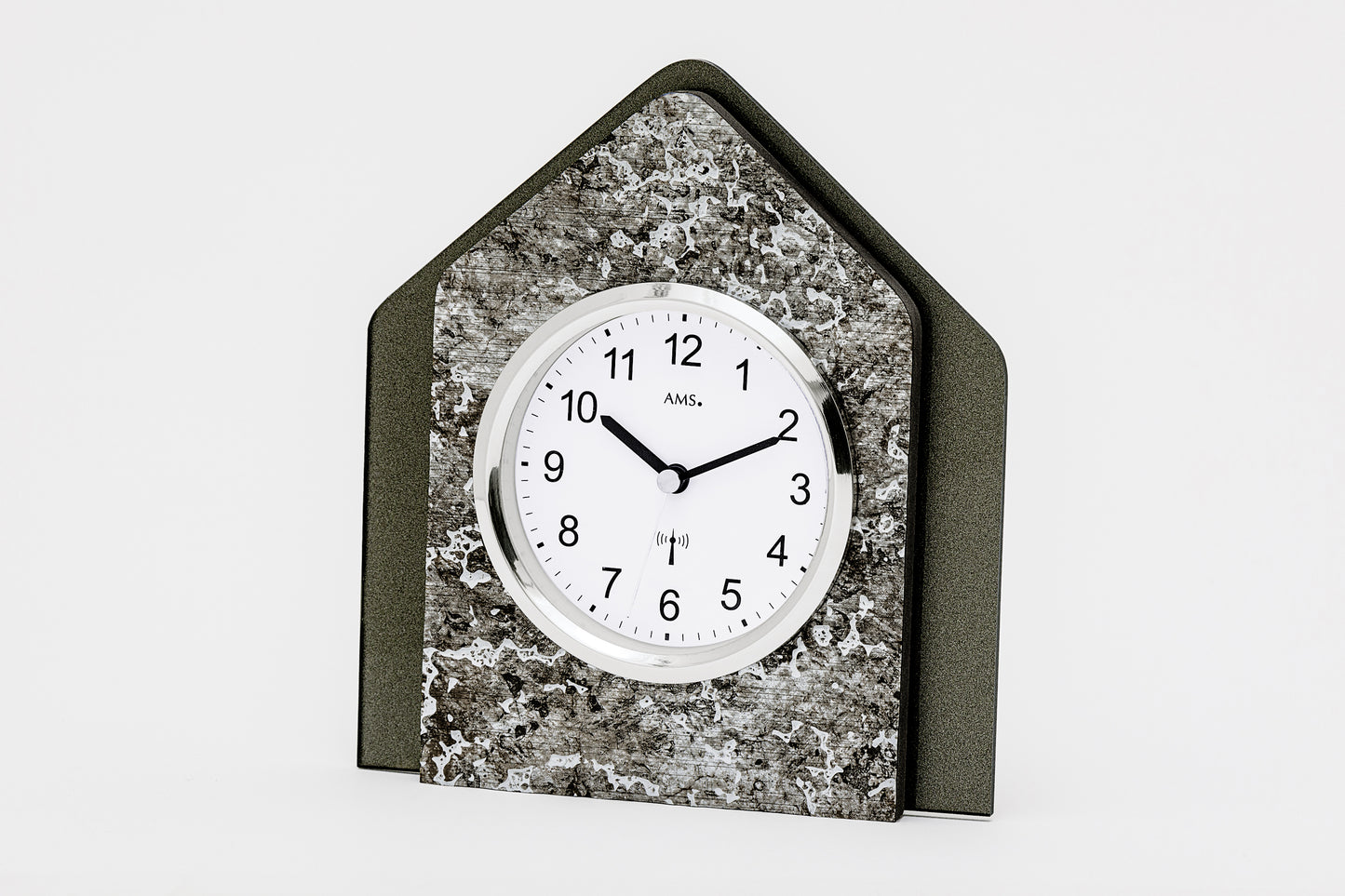 AMS Tafelklok van hout- mat antraciet - radiogestuurd uurwerk 5169