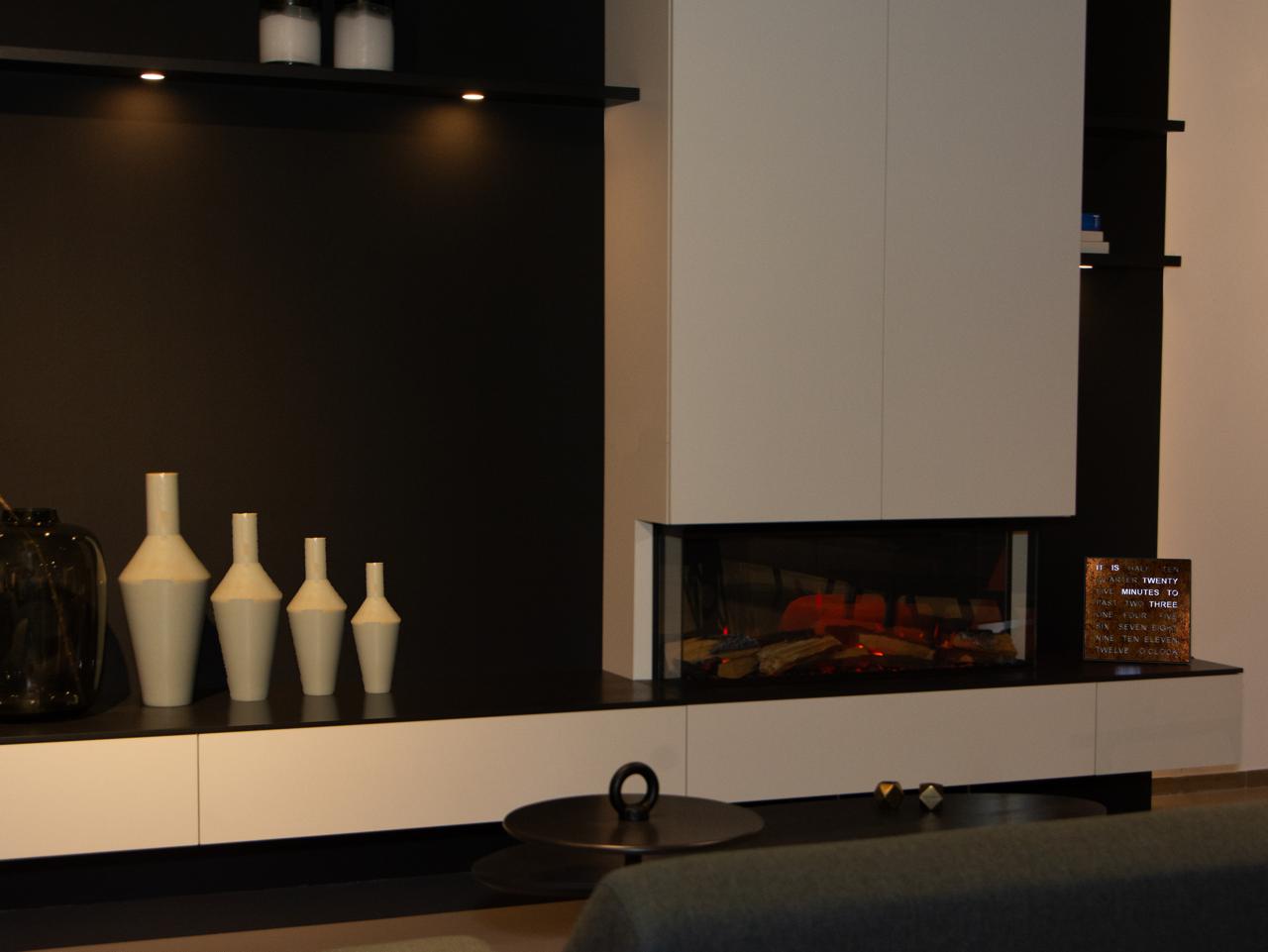 Intertime | Woordklok | Wandklok | Tafelklok | 28x28 | Grafiet | Nederlands