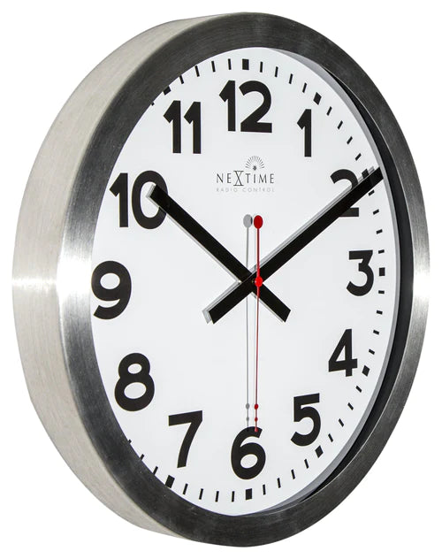 Wandklok NeXtime dia. 35 cm, aluminium, wit, 'Station'      Radio Controlled (DCF)