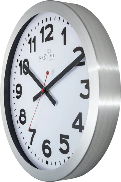 Wandklok NeXtime dia. 35 cm, aluminium, wit, 'Station'      Radio Controlled (DCF)